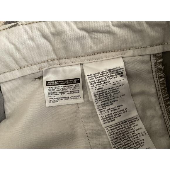 NWT Levi's Cargo I Shorts Mens Large Gray Black Camo Relaxed Fit White Tab - Picture 4 of 16